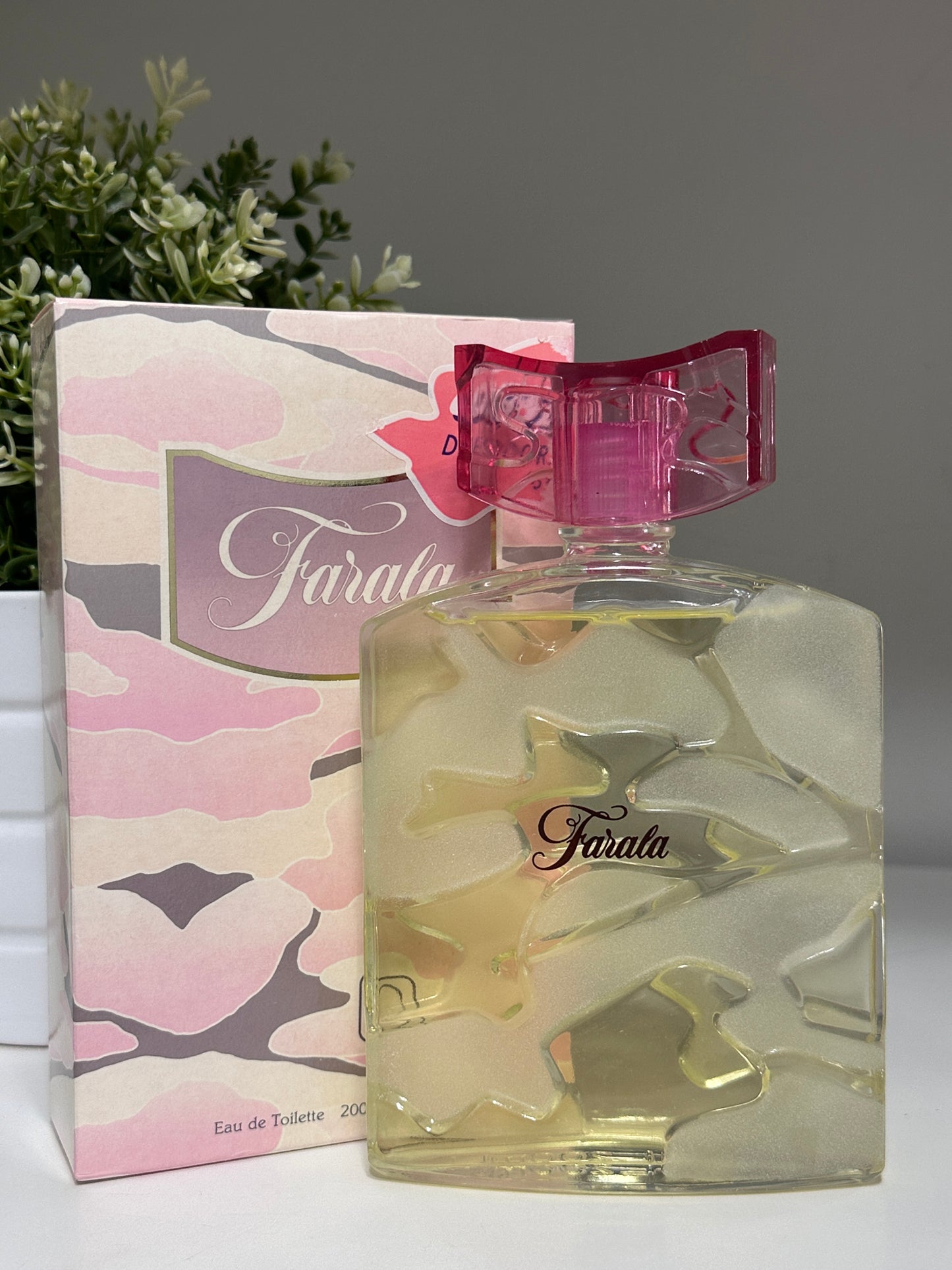 FARALA EAU DE TOILETTE FOR WOMAN 200ML + DESODORANTE SPRAY